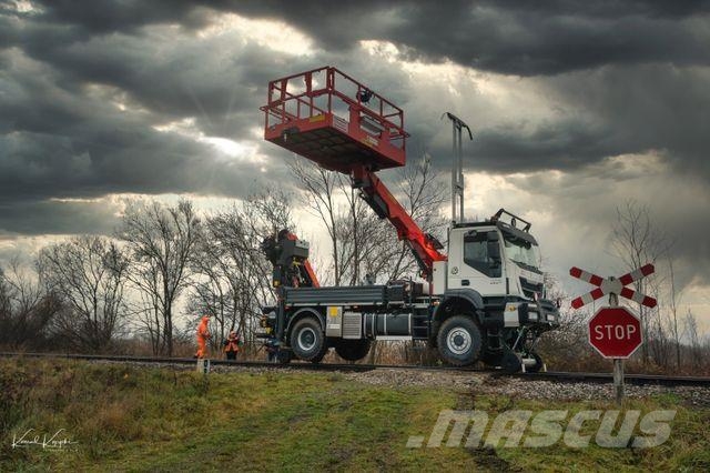 Iveco TRAKER 4x4 RAIL ROAD PALFINGER SCHIENEN TWO WAY Ant vilkikų montuojamos kėlimo platformos