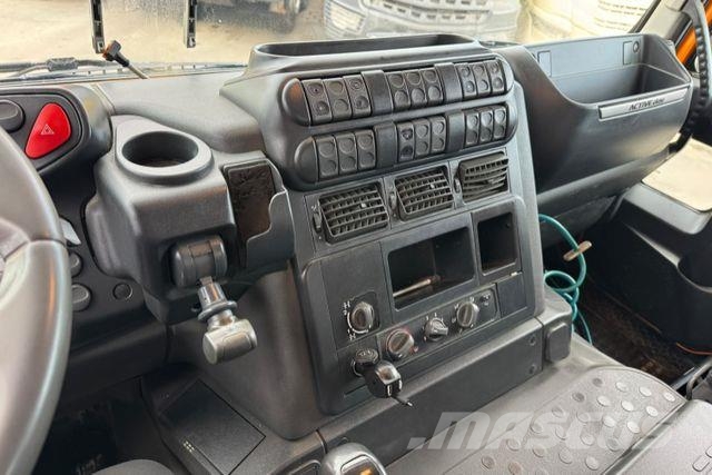 Iveco Trakker 410 6x4 Moser Tipper trucks
