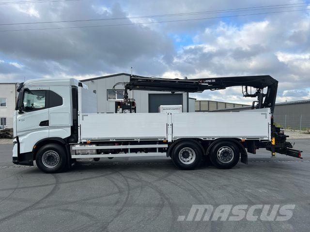 Iveco X-Way 530 Baustoff/Kran/HIAB/L-HIPRO235DLS/NLA Madelautod