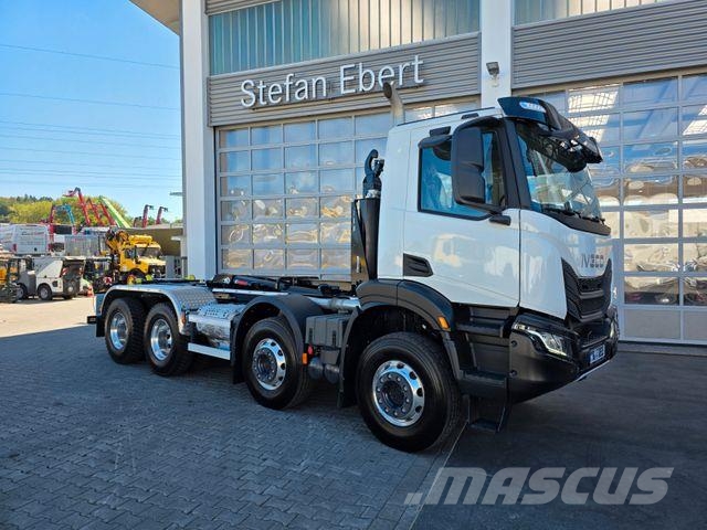 Iveco X-Way AD320X46BZ OFF 8x4 Hiab ULT26S53-W-ITF Alu アームロール
