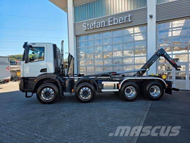 Iveco X-Way AD320X46BZ OFF 8x4 Hiab ULT26S53-W-ITF Alu アームロール