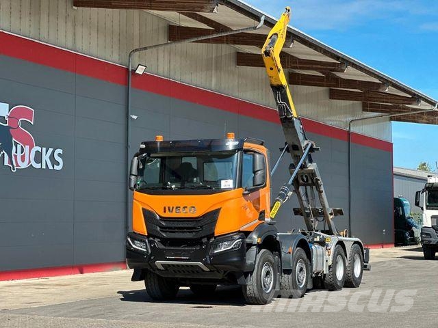 Iveco XWay 480 8x4 BL PALFINGER P24A AK / Retarder Hook lift trucks