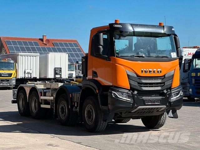 Iveco XWay 480 8x4 BL PALFINGER P24A AK / Retarder Hook lift trucks