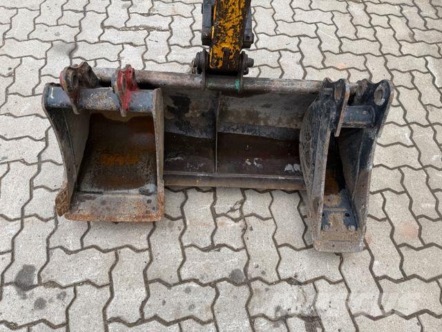 JCB 15C-1 / 1.455 H / 3 x Löffel / Kabine Miniexcavadoras