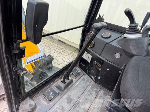 JCB 15C-1 / 1.455 H / 3 x Löffel / Kabine Miniexcavadoras