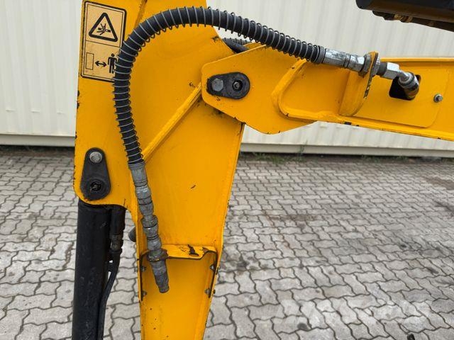 JCB 15C-1 / 789 H / 2 x Löffel Miniexcavadoras
