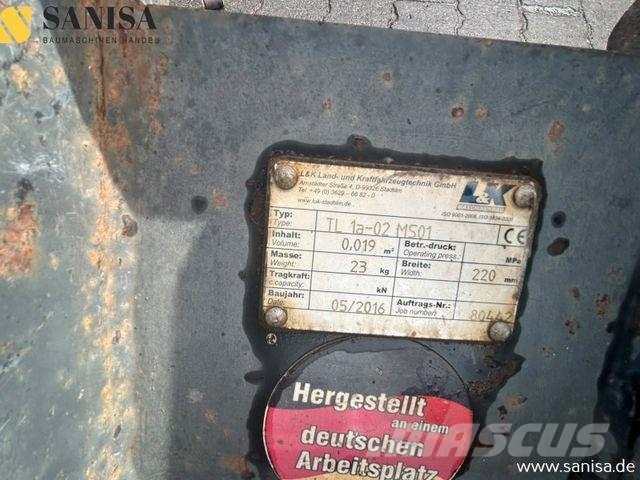 JCB 15C-1/SW/2xLöffel/1,7 t/Schwenkarm Mini bagri <7t