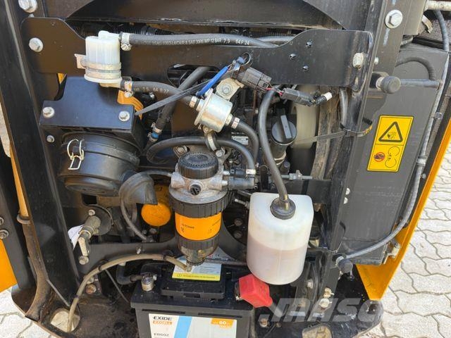 JCB 16C-1 / 799 H / 3 x Löffel / 2022 BJ Mini bagri <7t