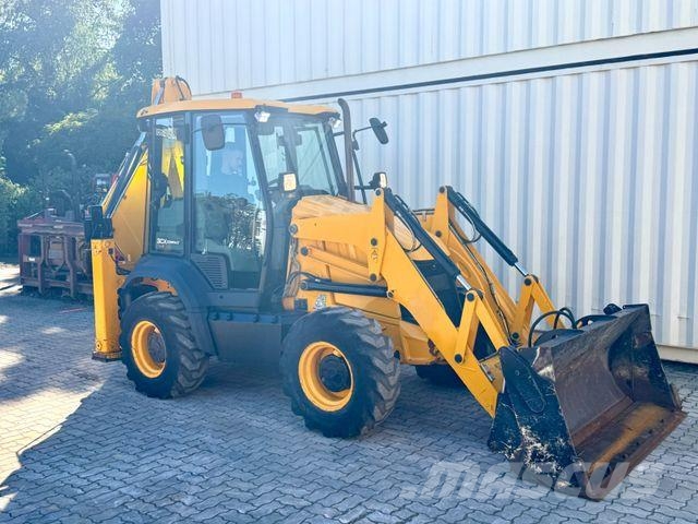 JCB 3CX Compact / 2022 BJ / Hammer + Schaufeln Radlader
