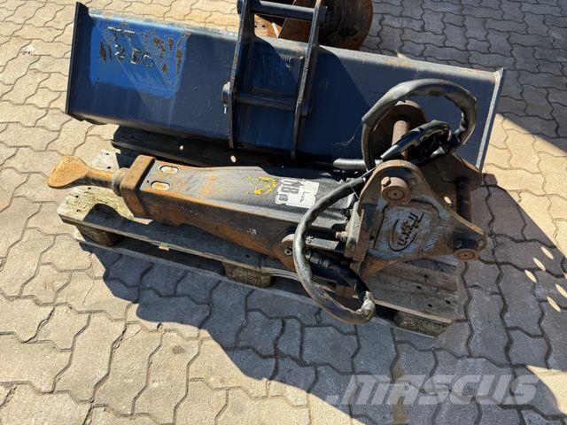 JCB 3CX Compact / 2022 BJ / Hammer + Schaufeln Radlader