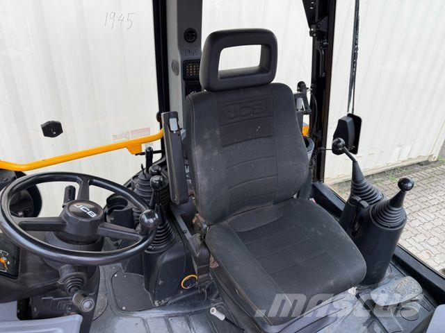 JCB 3CX Plus, 2021 BJ, 5.436 H, 81 KW/ 110 PS Buldoexcavatoare