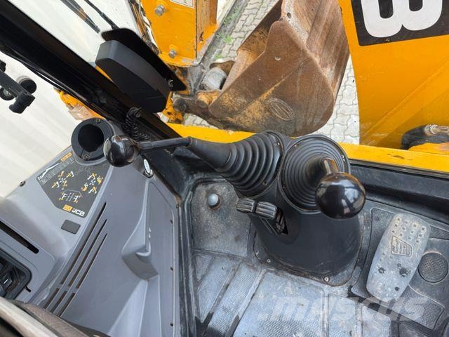 JCB 3CX Plus, 2021 BJ, 5.436 H, 81 KW/ 110 PS Buldoexcavatoare