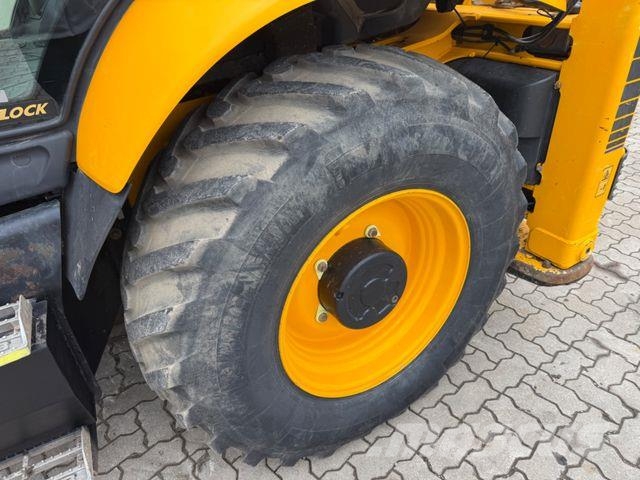 JCB 3CX Plus, 2021 BJ, 5.436 H, 81 KW/ 110 PS Buldoexcavatoare