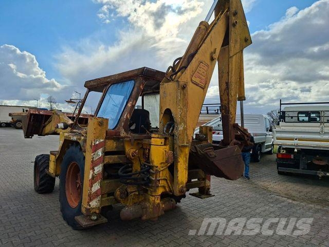 JCB 3DII Backhoe loaders
