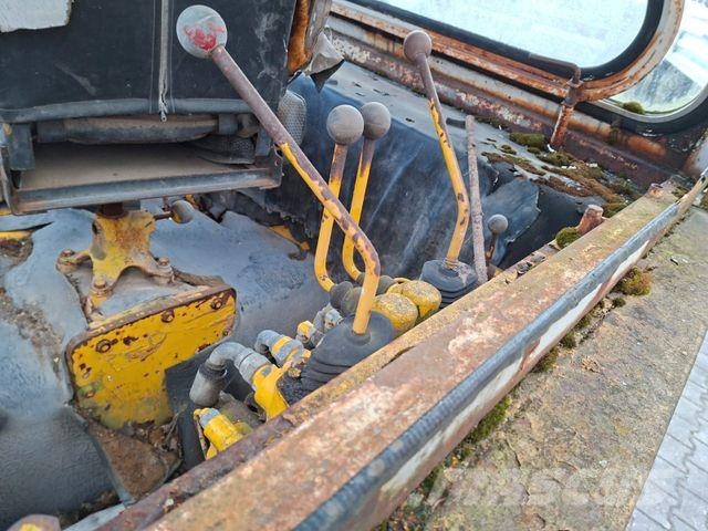 JCB 3DII Backhoe loaders