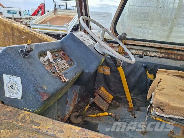 JCB 3DII Backhoe loaders