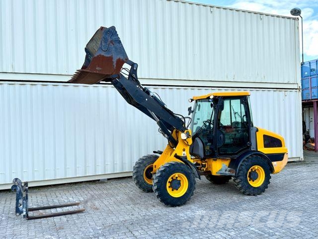 JCB 406 / 2018 BJ / 2.320 H / Schaufel + Gabel Utovarivači na kotačima