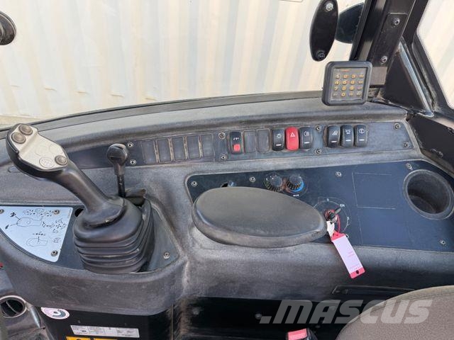 JCB 406 / 2018 BJ / 2.320 H / Schaufel + Gabel Utovarivači na kotačima