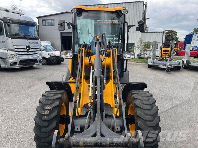 JCB 406 SV C Gabel + Schaufel Pyöräkuormaajat