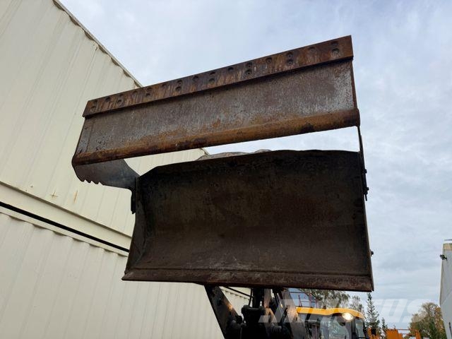 JCB 407 / 2018 BJ / 1.949 H / Klappschaufel Gumikerekes homlokrakodók