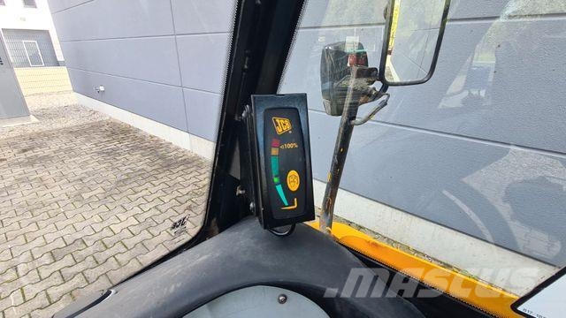 JCB 520-40 -Teleskoplader- Reifen/Felgen/Service neu Iekrāvēji uz riteņiem