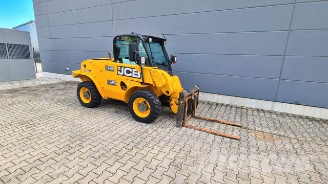 JCB 520-40 -Teleskoplader- Reifen/Felgen/Service neu Iekrāvēji uz riteņiem