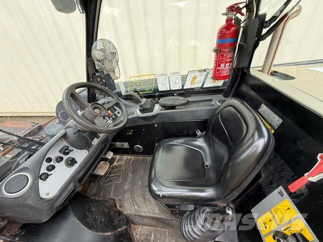 JCB 524-50 / 2007 BJ / Ex Armee Építőipar - Egyebek