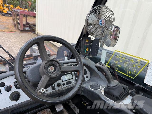 JCB 524-50 / 2007 BJ / Ex Armee Építőipar - Egyebek