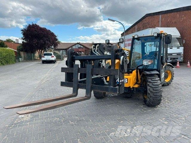 JCB 525-60 텔러 핸들러