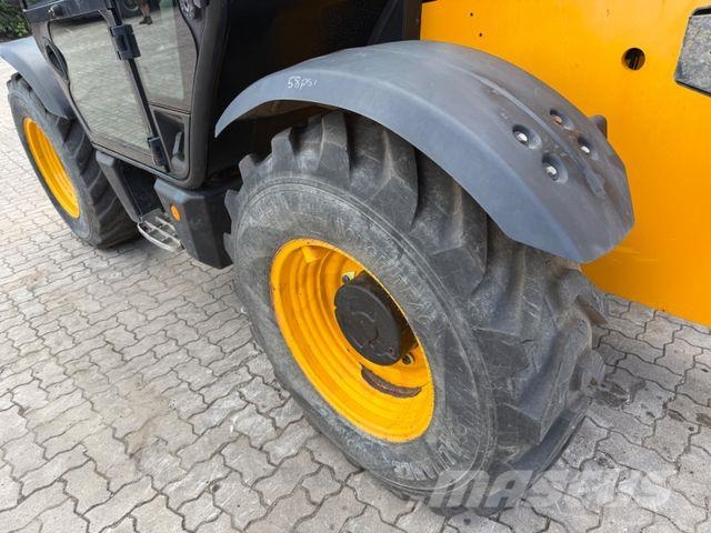 JCB 535-95 / 2017 BJ / 2.675 H Costruzioni - Altro