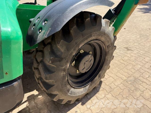 JCB 540-170 / 2021 BJ / 2.139 H Utilaje construcții - Altele