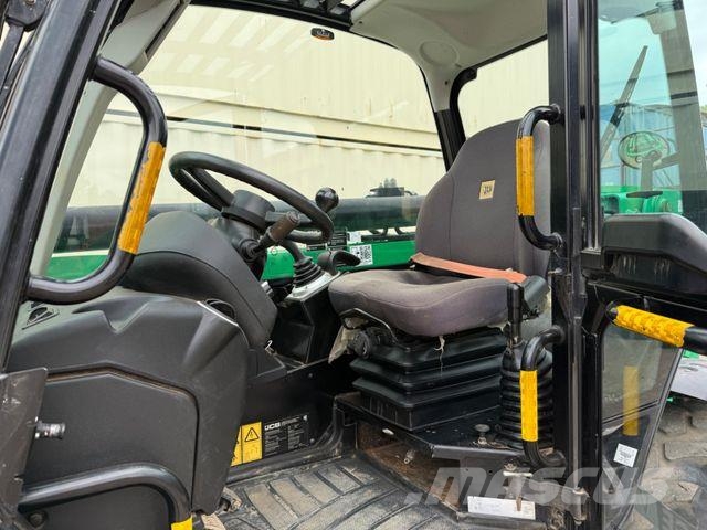 JCB 540-170 / 2021 BJ / 2.525 H معدات البناء - غير ذلك