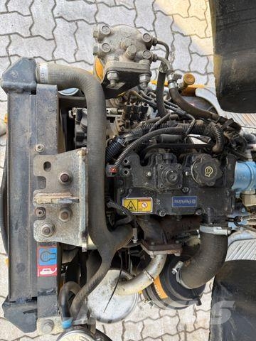 JCB 8008 CTS / 2021 BJ / 733 H / 2 x Löffel Mini ekskavatori < 7 t