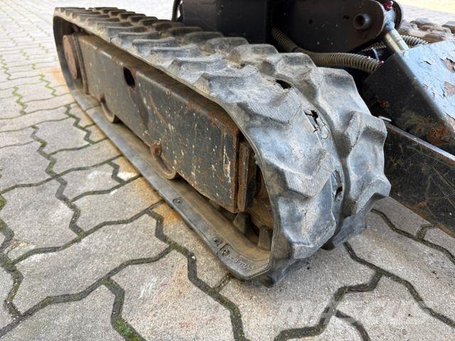 JCB 8008 CTS / 2022 BJ / 984 H / 3 x Löffel Mini excavatoare < 7t