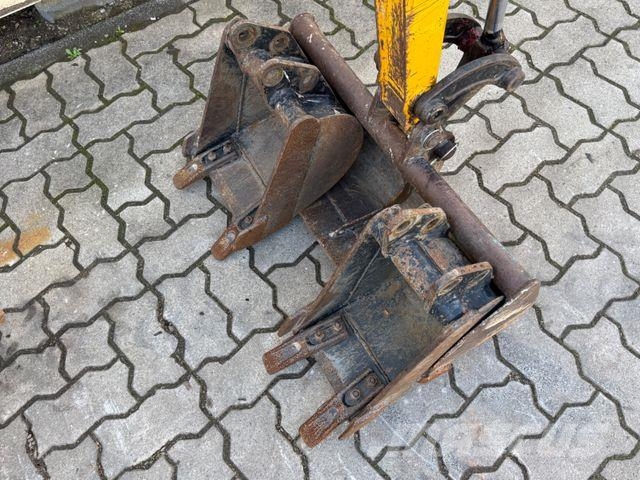 JCB 8008 CTS / 2022 BJ / 984 H / 3 x Löffel Mini excavatoare < 7t