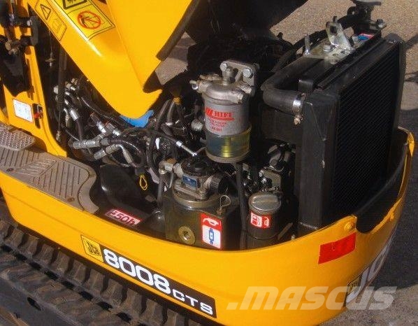 JCB 8008 CTS *2x Löffel* *Verstellfahrwerk* vgl 8010 Minibagger < 7t