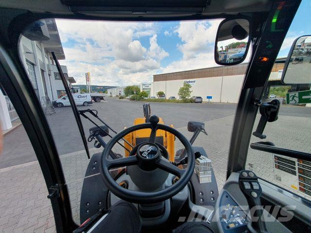 JCB TM 220 SV C / Neufahrzeug / Teleskop / Gabel Tekerlekli yükleyiciler