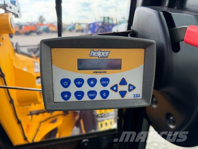 JCB TM 320 S, Teleskoplader, 5.2m, 3.6to., Schaufel Radlader