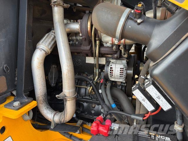 JCB TM 320 S, Teleskoplader, 5.2m, 3.6to., Schaufel Radlader