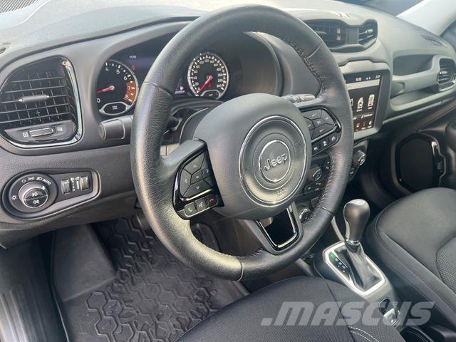 Jeep Renegade Limited 4WD mit Anhängerkupplung Kis teherszállító/Platós kocsi