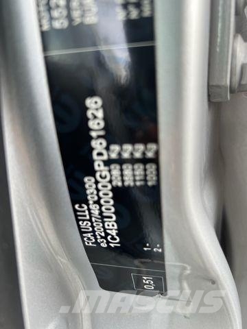 Jeep Renegade Limited 4WD/ACC/Automatik/EU6/TÜV-06/27 Lava-autot