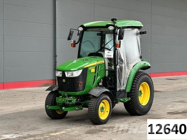 John Deere 3046 R 4x4 Hofschlepper *Verunfall* Traktorji