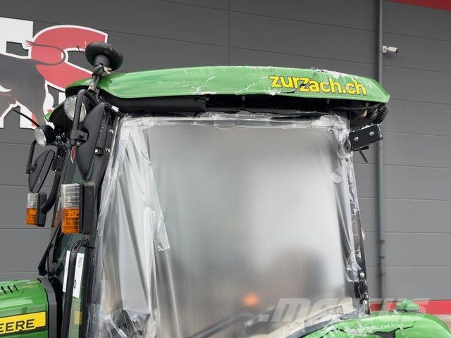 John Deere 3046 R 4x4 Hofschlepper *Verunfall* Traktorji