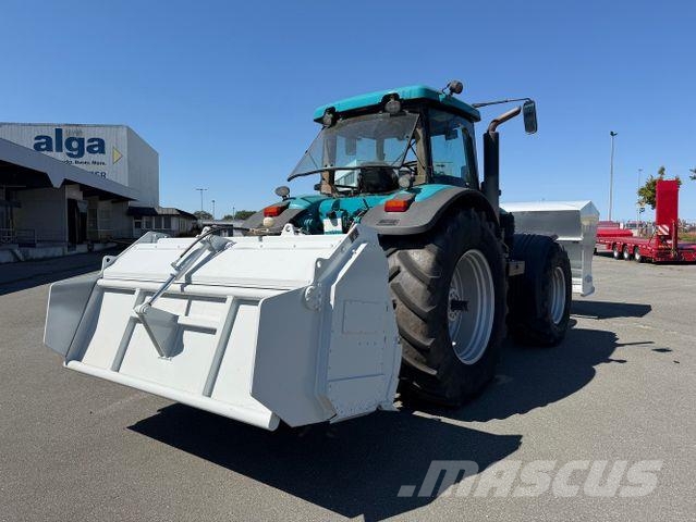 John Deere 7920, Bindemittelstreuer, Bodenfräse, 11.900Std. Tractoren