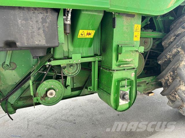 John Deere WT56/T560HM Mähdrescher *verunfallt* Зернозбиральні комбайни