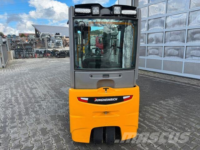 Jungheinrich EFG 215 / Triplex: 4.25m! / SS / nur 3.092h! Electric forklifts