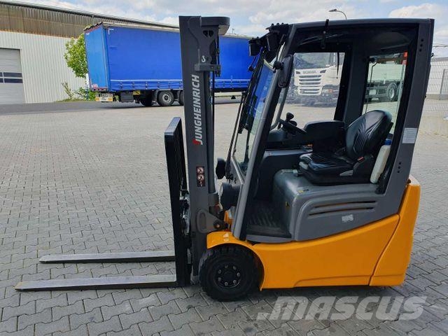 Jungheinrich EFG 215 / Triplex 4.25m / SS / nur 1.680h / 2021 Electric forklifts