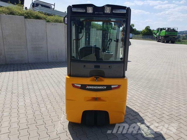 Jungheinrich EFG 215 / Triplex: 4.25m! / nur 3.439h! / 2022 Electric forklifts