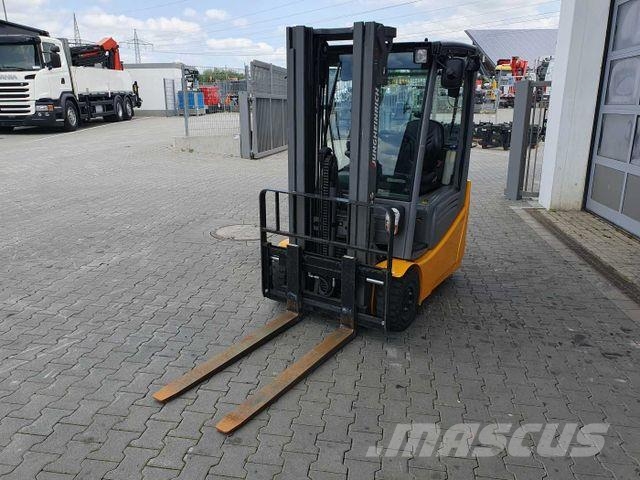 Jungheinrich EFG 215 / Triplex: 4.25m! / SS / nur 1.368h! Electric forklifts