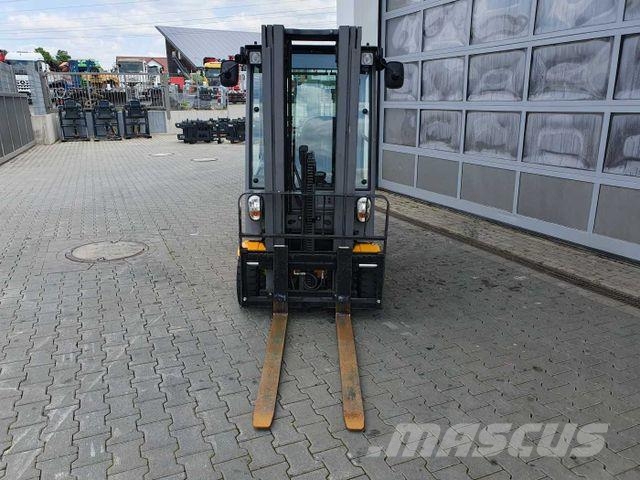 Jungheinrich EFG 215 / Triplex: 4.25m! / SS / nur 1.368h! Electric forklifts